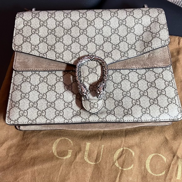 Gucci Beige and Brown Shoulder Bag - Picture 2 of 11